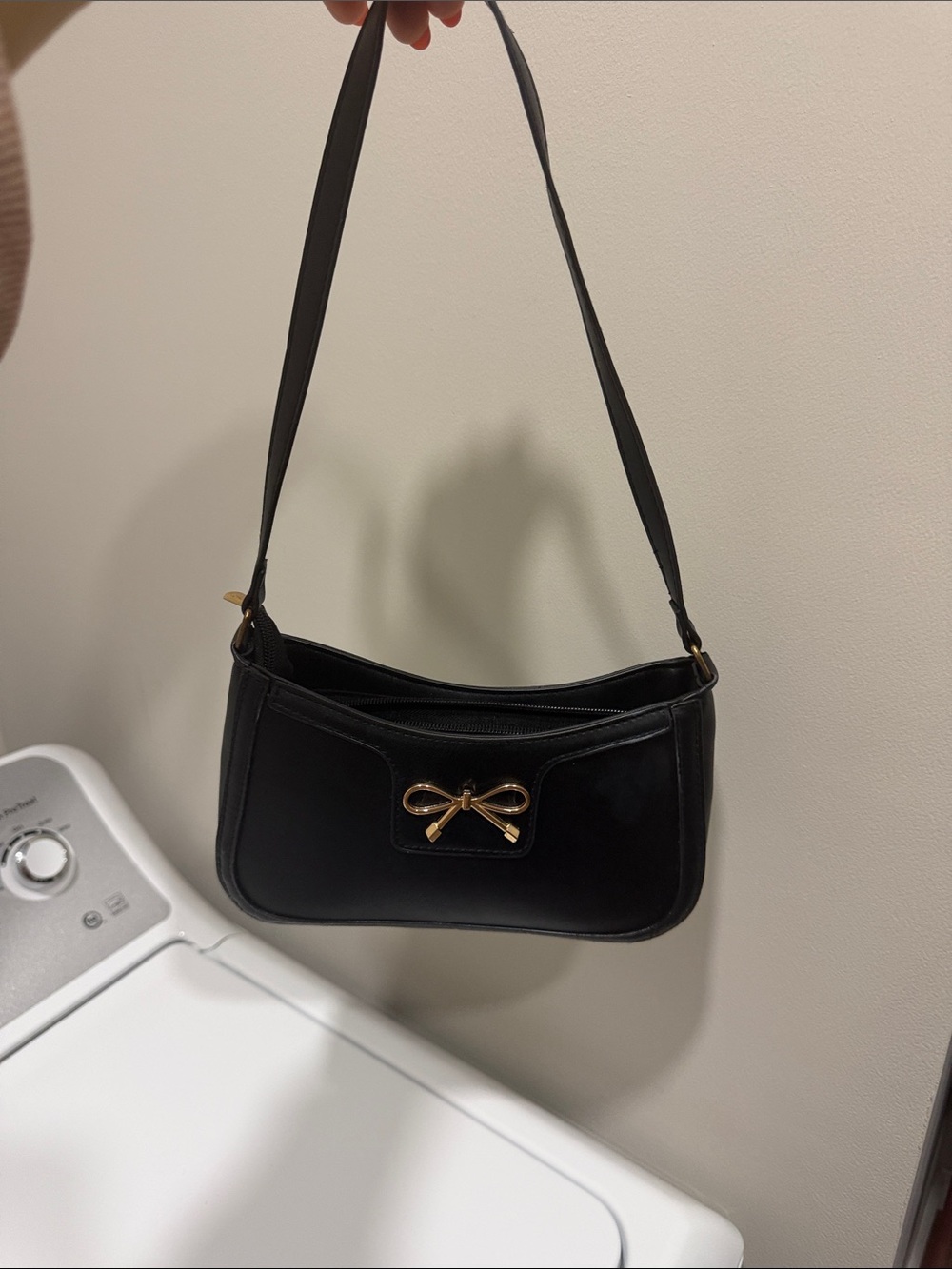 SHEIN Black Shoulder Bag with Gold Bow Detail